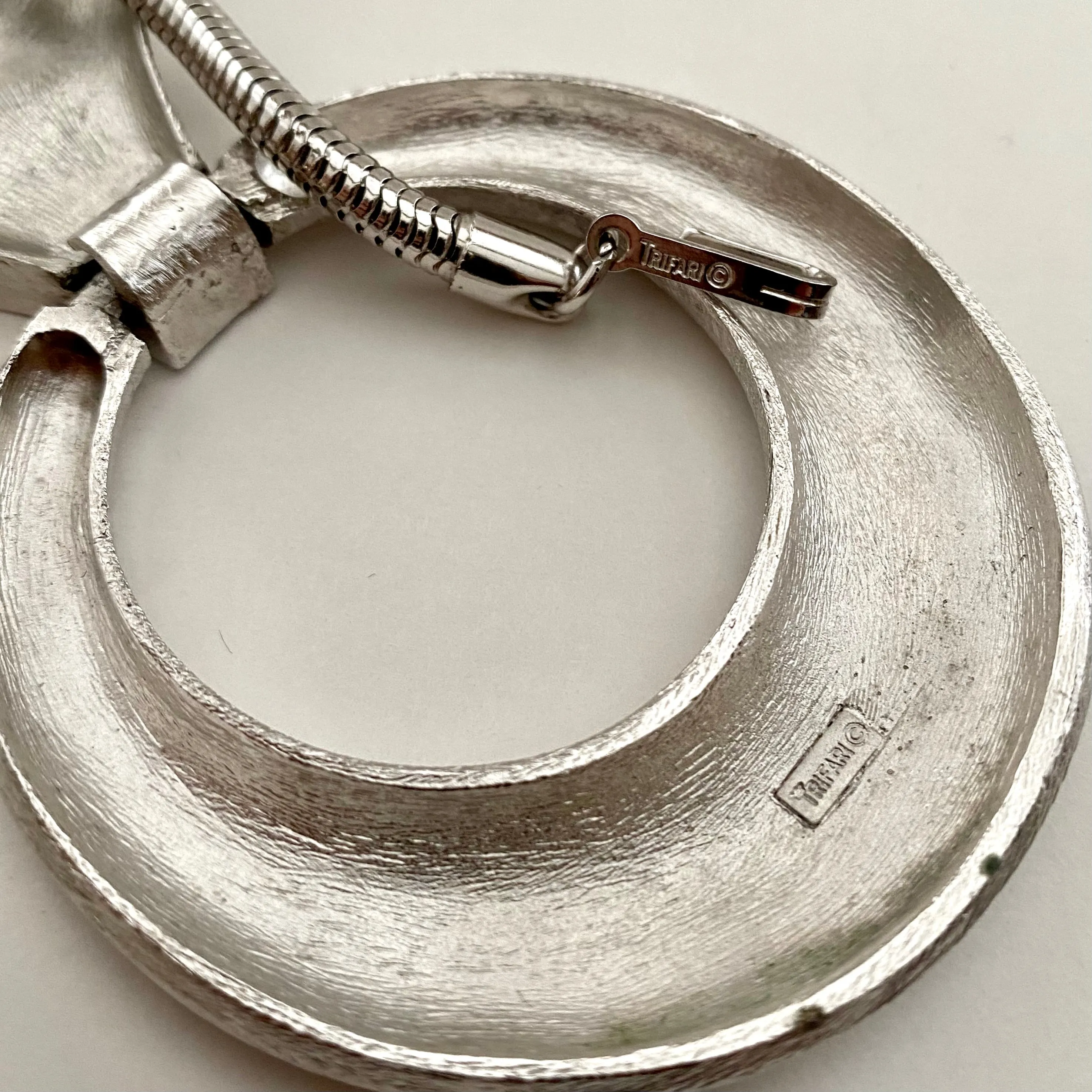 1960s Crown Trifari Pendant Necklace