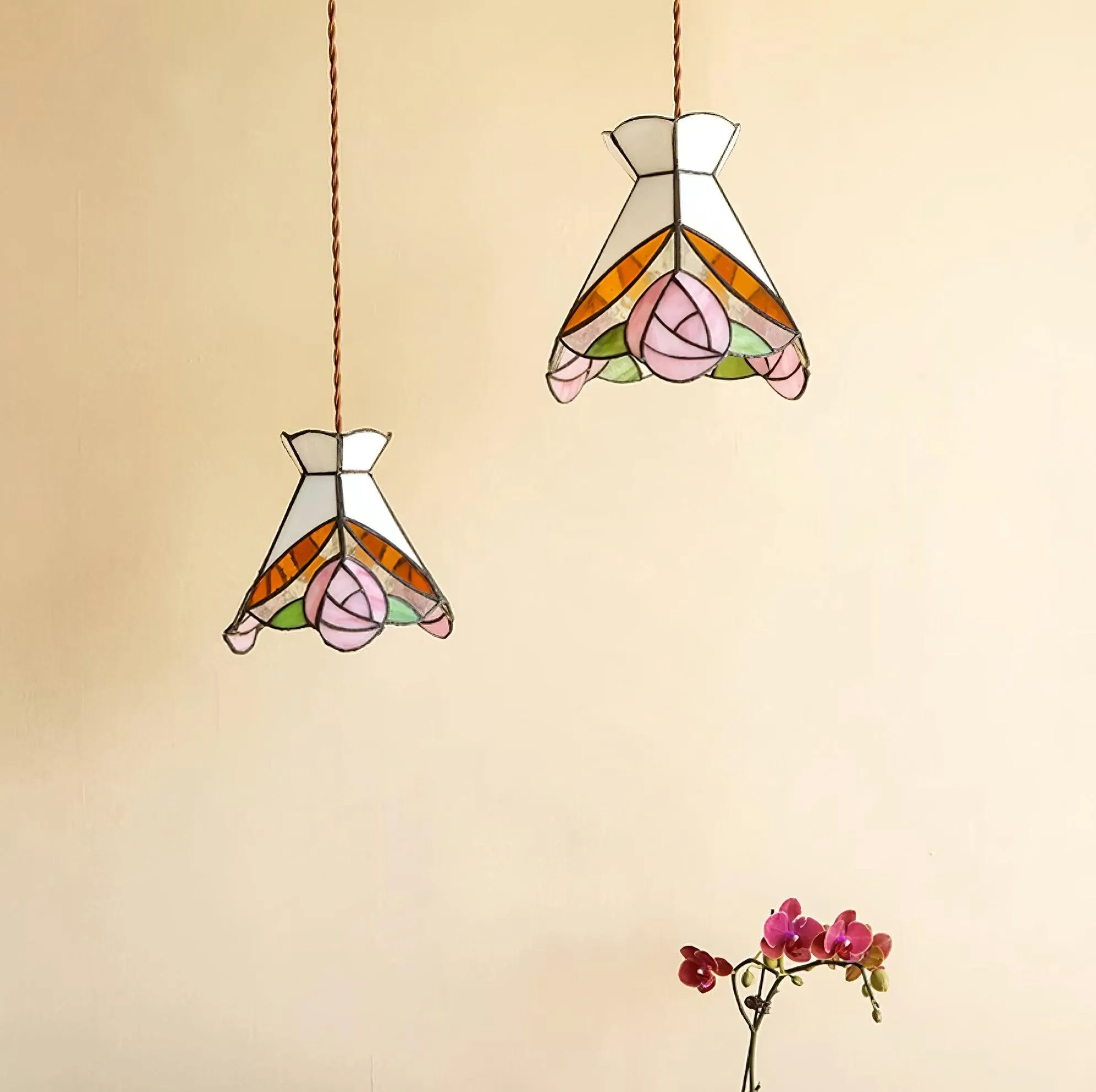 Tiffany Rose Pendant Lamp